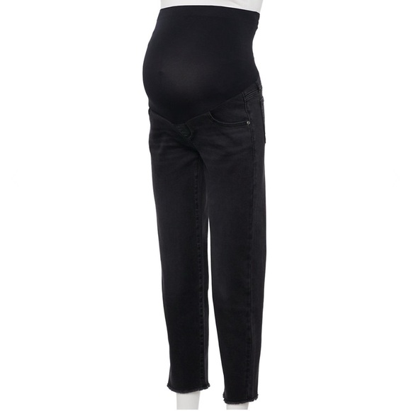 Maternity Over-The-Belly Cropped Straight-Leg
Jeans - Picture 1 of 8